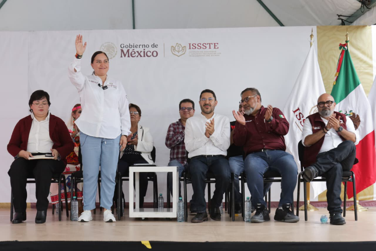 Fovissste entrega más de 200 constancias de finiquito en Tepic y anuncia ampliación del programa Fovissste Mujeres