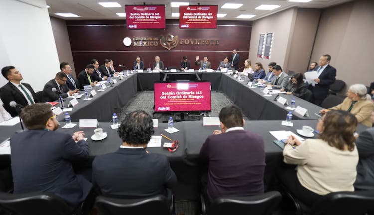 Se expusieron reportes de medición y monitoreo de los riesgos de crédito de la cartera de crédito, de liquidez, de mercado y de contraparte, todos con corte a agosto 2025