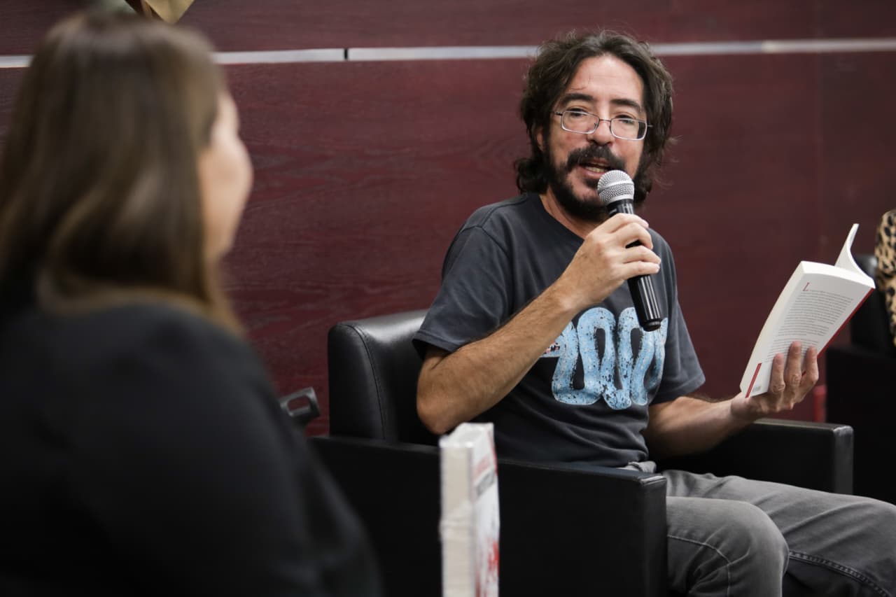 Pedro Salmerón replantea la versión que se ha contado de la Historia por personajes como Hernán Cortés